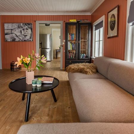 Experience Jotunheimen From Vevstogo - Sauna With A View And Eco Living In An Old School Building Vestre Slidre Exteriör bild